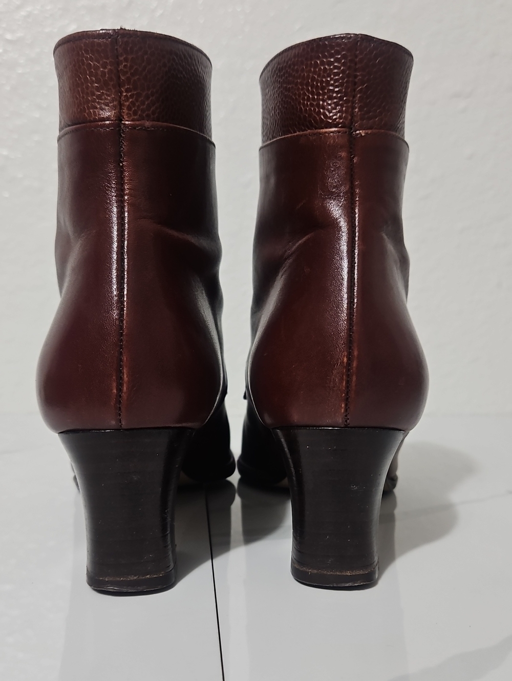 BALLY Italian Leather Vintage Lace Up Granny Boots Size 38.5 (US 8) - Picture 7 of 11